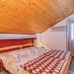 Apartamento Cozy In With Wifi Crikvenica